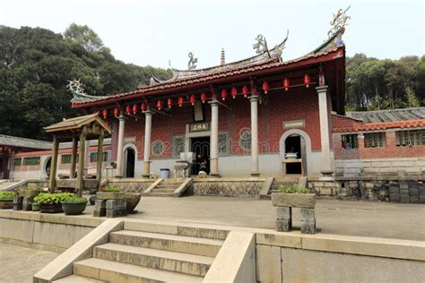  De Tianzhu-tempel: Een mysterieuze tempel met eeuwenoude geschiedenis en verbluffende architectuur!